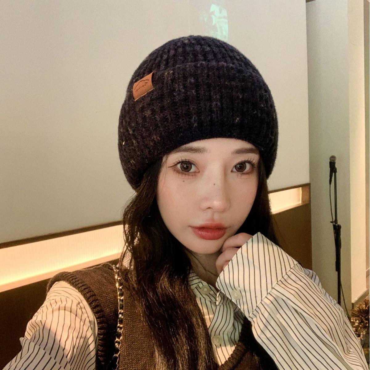 Korean Version of Winter Hat for Women s Thickened Ear Protection Solid Color Knitted Hat Outdoor Warm Cold Yarn Pullover Cold Hat one size
Korean Version of Winter Hat for Women s Thickened Ear Protection Solid Color Knitted Hat Outdoor Warm Cold Yarn Pullover Cold Hat one size