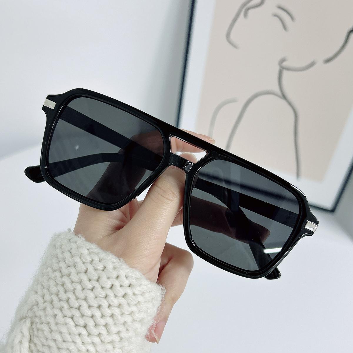 New Style Fashionable Rectangular glasses for Men and Women. Retro and Casual Trendy glasses. чёрный
New Style Fashionable Rectangular glasses for Men and Women. Retro and Casual Trendy glasses. чёрный