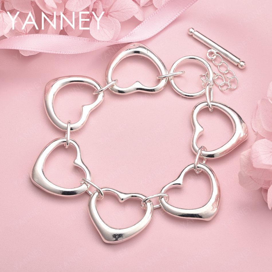 925 Sterling Silver Delicate Heart-Shaped Bracelet for Women - A Stylish and Charming Jewelry Accessories for Parties
925 Sterling Silver Delicate Heart-Shaped Bracelet for Women - A Stylish and Charming Jewelry Accessories for Parties