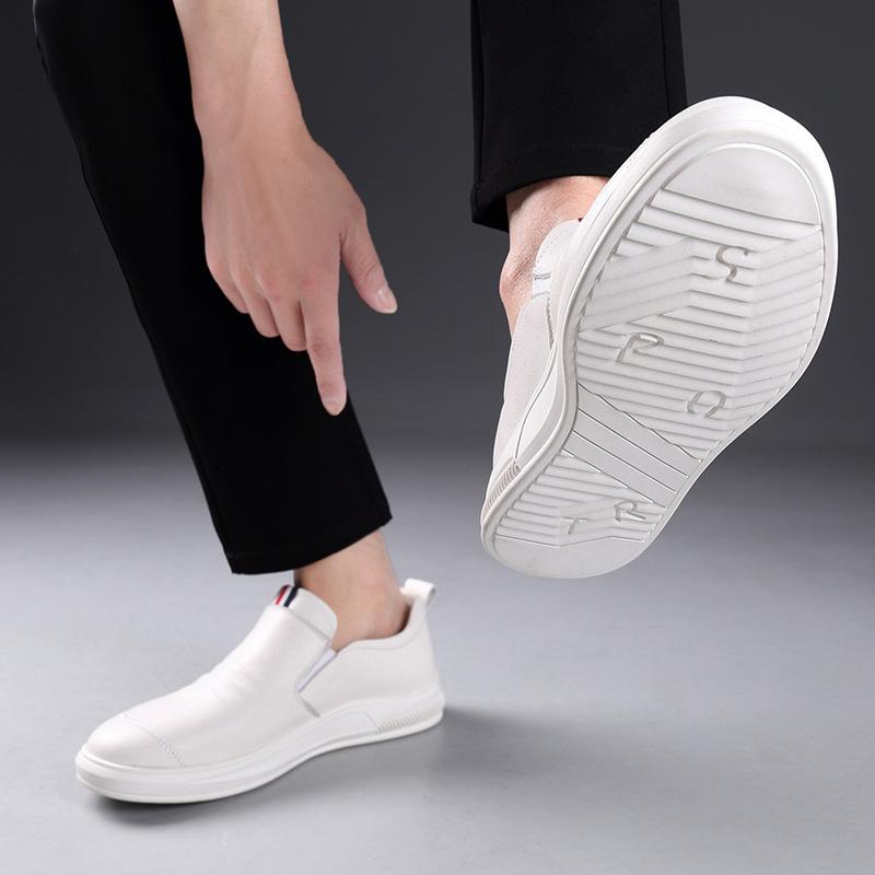Wenzhou leather shoes black four-season foot leather shoes men s fashion casual shoes inner height increase driving men s shoes trend 38
Wenzhou leather shoes black four-season foot leather shoes men s fashion casual shoes inner height increase driving men s shoes trend 38