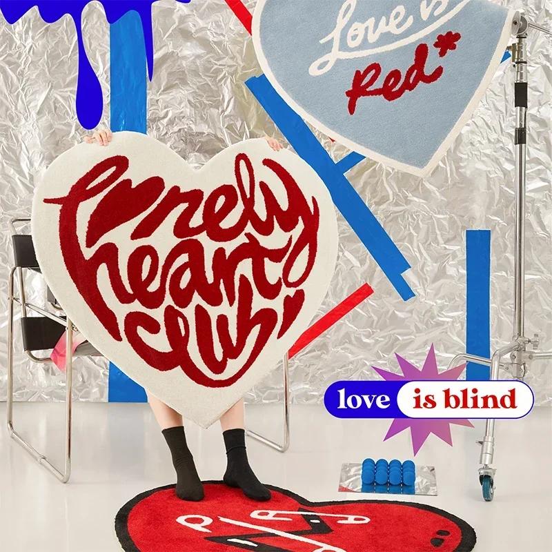 VIKAMA Fashion Ins Style Cute Heart Shaped Teenage Girl Bedroom Bedside Blanket Living Room Coffee Table Sofa Play Floor Cushion 40X60CM(1.3X2FT
VIKAMA Fashion Ins Style Cute Heart Shaped Teenage Girl Bedroom Bedside Blanket Living Room Coffee Table Sofa Play Floor Cushion 40X60CM(1.3X2FT