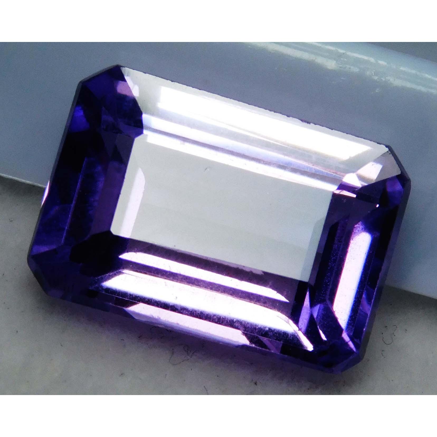 Purple Amethyst CERTIFIED 9.90 Ct Natural Emerald Cut Loose Gemstone CERTIFIED A-4314 13.3 mm approx фіолетовий
Purple Amethyst CERTIFIED 9.90 Ct Natural Emerald Cut Loose Gemstone CERTIFIED A-4314 13.3 mm approx фіолетовий
