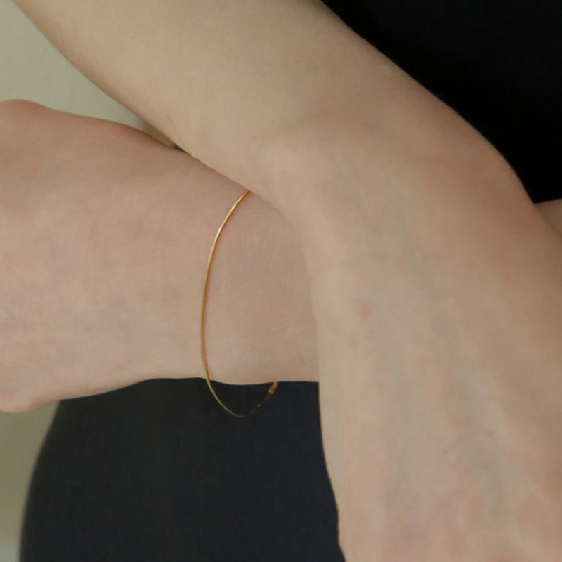 modernlike 14k gold-filled silver simple snake bracelet Rose Gold
modernlike 14k gold-filled silver simple snake bracelet Rose Gold