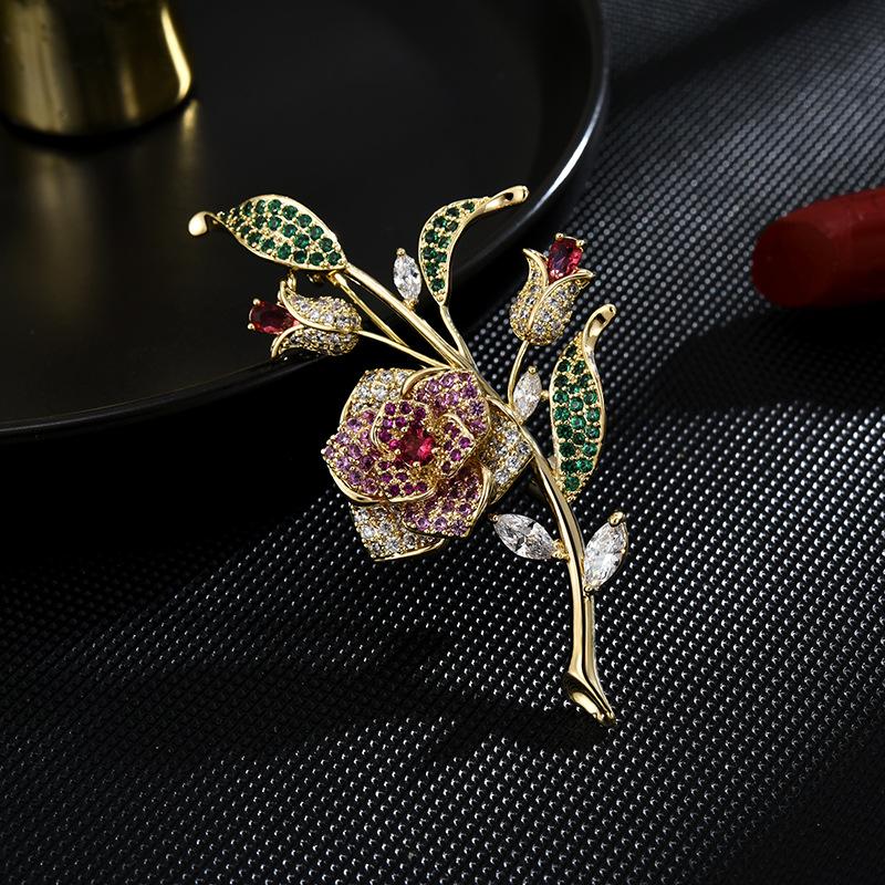 Luxury Copper Micro Inlaid Cubic Zirconia Rose Brooch Jewelry Gifts Dress Accessories
Luxury Copper Micro Inlaid Cubic Zirconia Rose Brooch Jewelry Gifts Dress Accessories