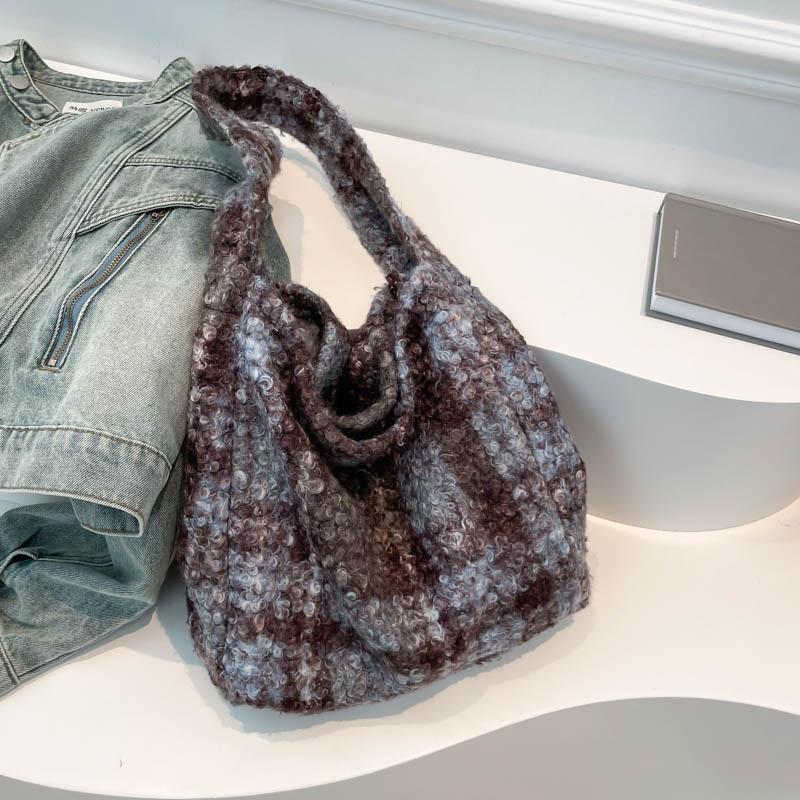 Trendy Korean Inspired Ins Style Canvas Tote Bag For Casual Everyday Carrying синій
Trendy Korean Inspired Ins Style Canvas Tote Bag For Casual Everyday Carrying синій