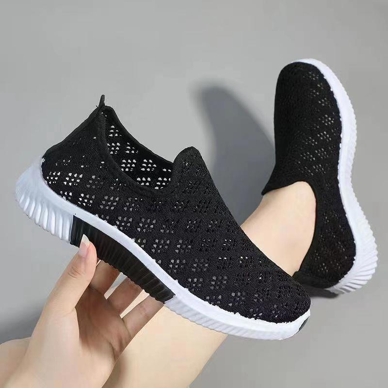 Women s Mesh Slip-On Beijing Cloth Shoes: Breathable, Non-Slip, Soft Sole, Flat Heel, Casual Summer Wear Size 39
Women s Mesh Slip-On Beijing Cloth Shoes: Breathable, Non-Slip, Soft Sole, Flat Heel, Casual Summer Wear Size 39