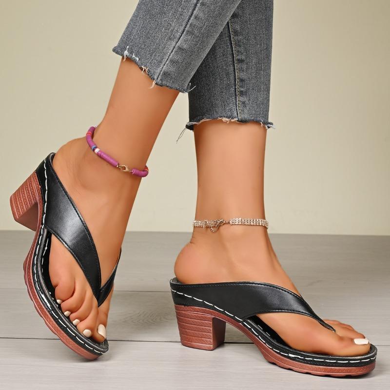 Женские летние новые однотонные сандалии с открытым носком высокого качества Женские туфли на высоком каблуке Повседневные пляжные шлепанцы 37 чёрный
Женские летние новые однотонные сандалии с открытым носком высокого качества Женские туфли на высоком каблуке Повседневные пляжные шлепанцы 37 чёрный