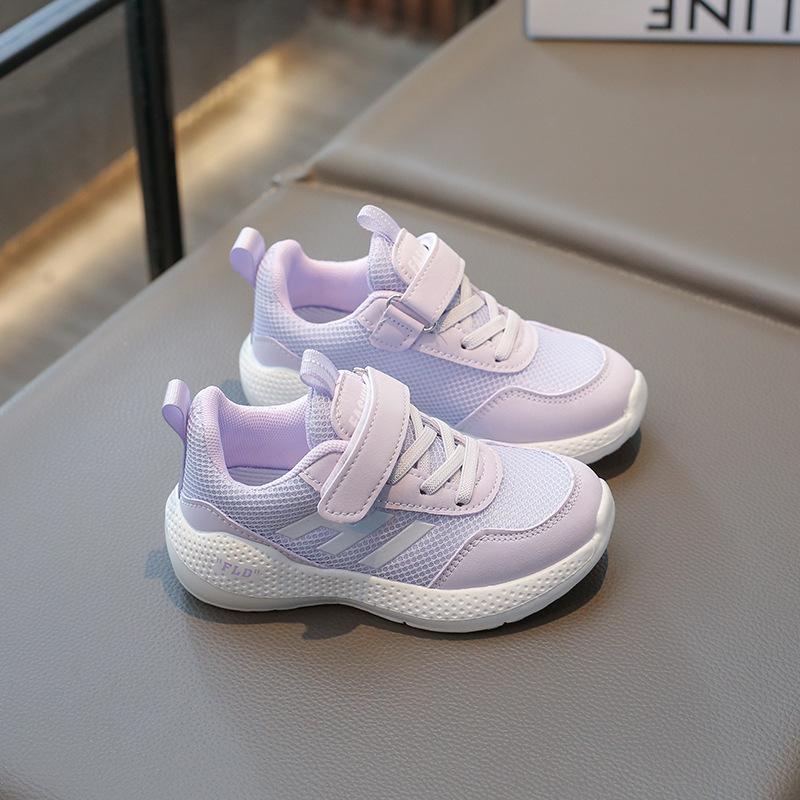 Girls sports shoes, new spring model, children s soft-soled shoes, lightweight and breathable, mesh running shoes for older girls 39 Фіолетовий
Girls sports shoes, new spring model, children s soft-soled shoes, lightweight and breathable, mesh running shoes for older girls 39 Фіолетовий