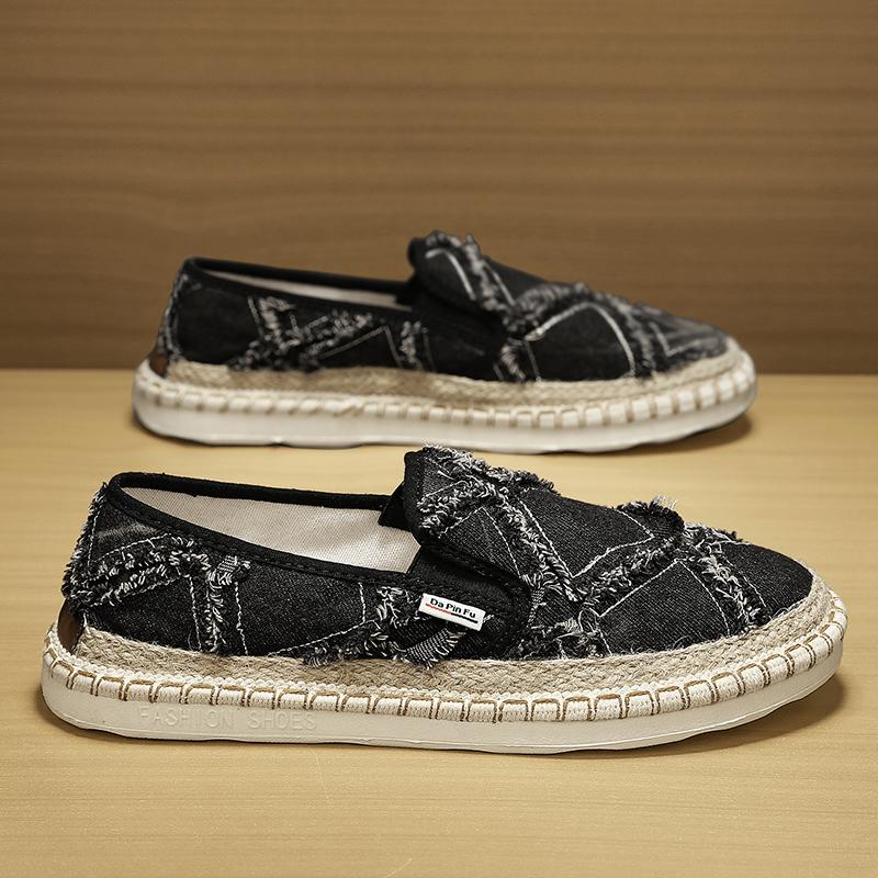 Мужская тканевая обувь 2024 года, весна/лето, новые удобные и модные туфли на одну ногу, ленивые, повседневные, спортивные, парусиновые туфли 39 чёрный
Мужская тканевая обувь 2024 года, весна/лето, новые удобные и модные туфли на одну ногу, ленивые, повседневные, спортивные, парусиновые туфли 39 чёрный