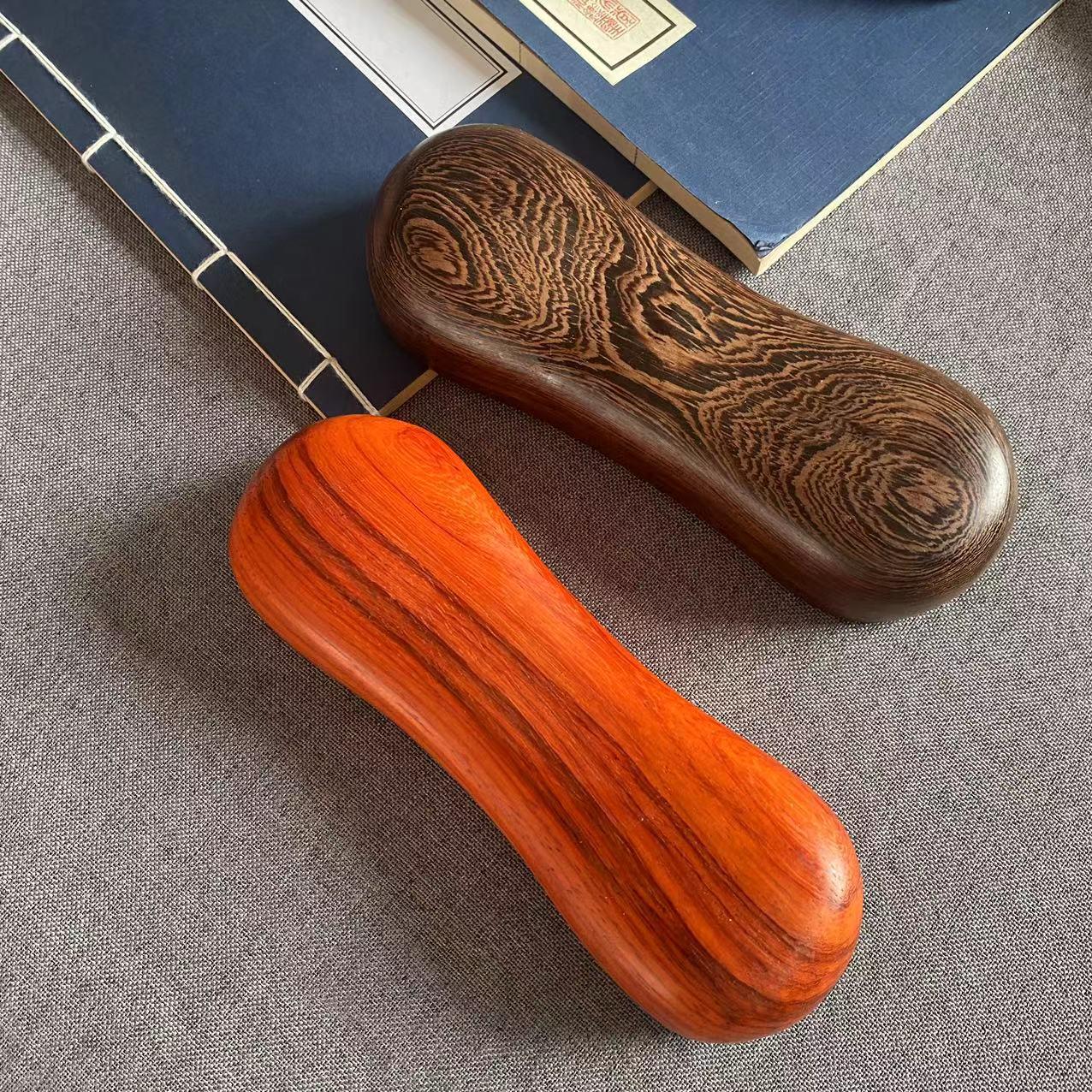 Rosewood Pulse Diagnosis Pillow: Solid Wood Medical Safflower Gift for Traditional Chinese Medicine
Rosewood Pulse Diagnosis Pillow: Solid Wood Medical Safflower Gift for Traditional Chinese Medicine