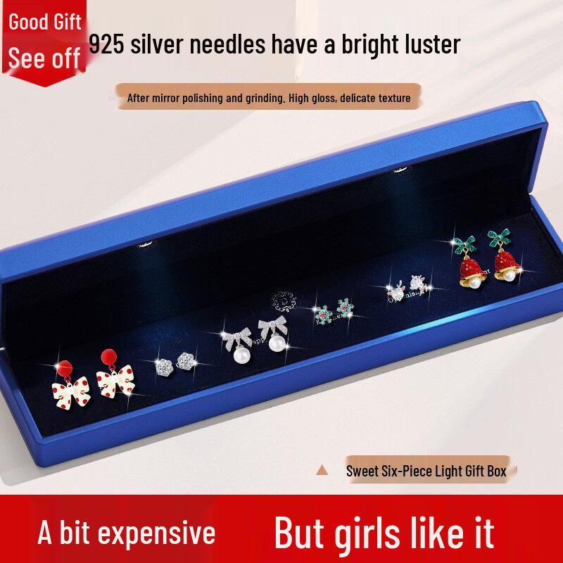 925 Silver Autumn/Winter Earrings: Bell Stud Set - Perfect Christmas Gift for Her
925 Silver Autumn/Winter Earrings: Bell Stud Set - Perfect Christmas Gift for Her