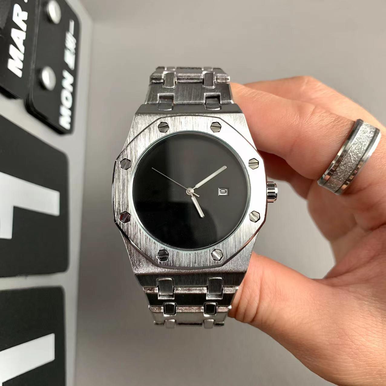 Минималистские часы для мужчин Классические роскошные Reloj Sliver Black из нержавеющей стали с силиконовым ремешком Кварцевые наручные часы для мужчин Спортивные мужские часы
Минималистские часы для мужчин Классические роскошные Reloj Sliver Black из нержавеющей стали с силиконовым ремешком Кварцевые наручные часы для мужчин Спортивные мужские часы