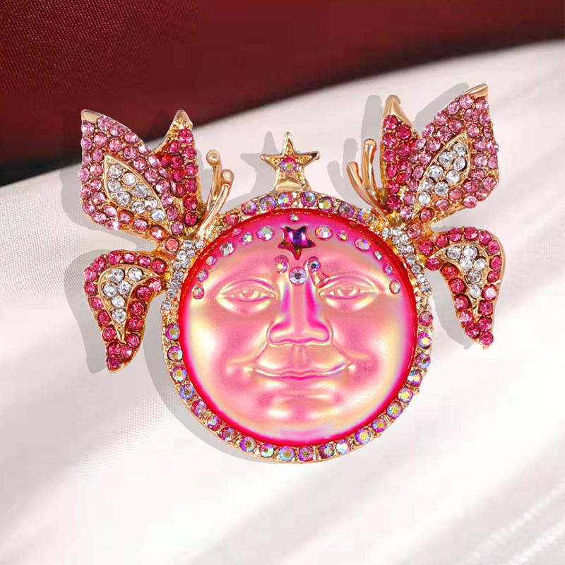 Classic Vintage Dazzle Sun Crystal Heavy Industry Pink Brooches Badges For Women Men Retro Middle Design Shining Pins Buckles
Classic Vintage Dazzle Sun Crystal Heavy Industry Pink Brooches Badges For Women Men Retro Middle Design Shining Pins Buckles
