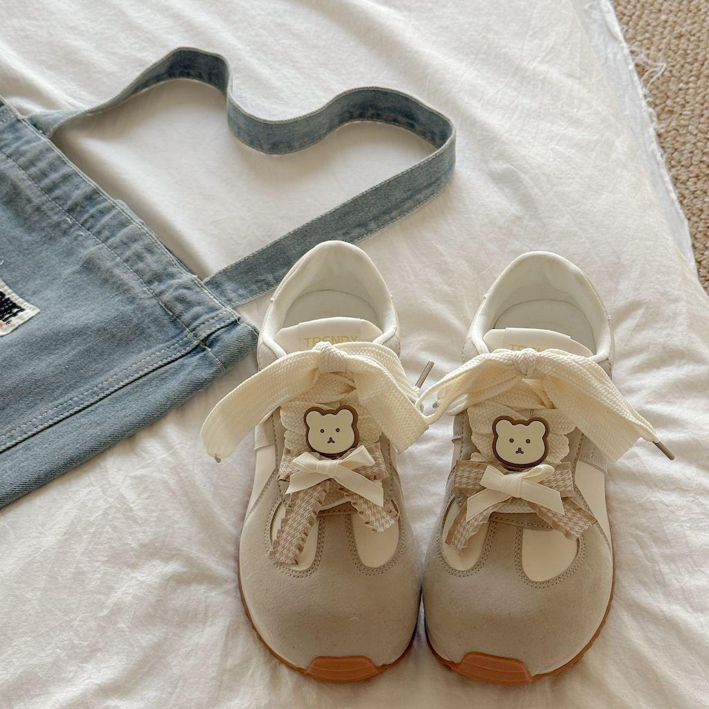 Мультяшные оригинальные высококачественные повседневные туфли на мягкой подошве в стиле Форреста Гампа для женщин, весна 2025, новые, универсальные и легкие спортивные кеды, тренд 40
Мультяшные оригинальные высококачественные повседневные туфли на мягкой подошве в стиле Форреста Гампа для женщин, весна 2025, новые, универсальные и легкие спортивные кеды, тренд 40