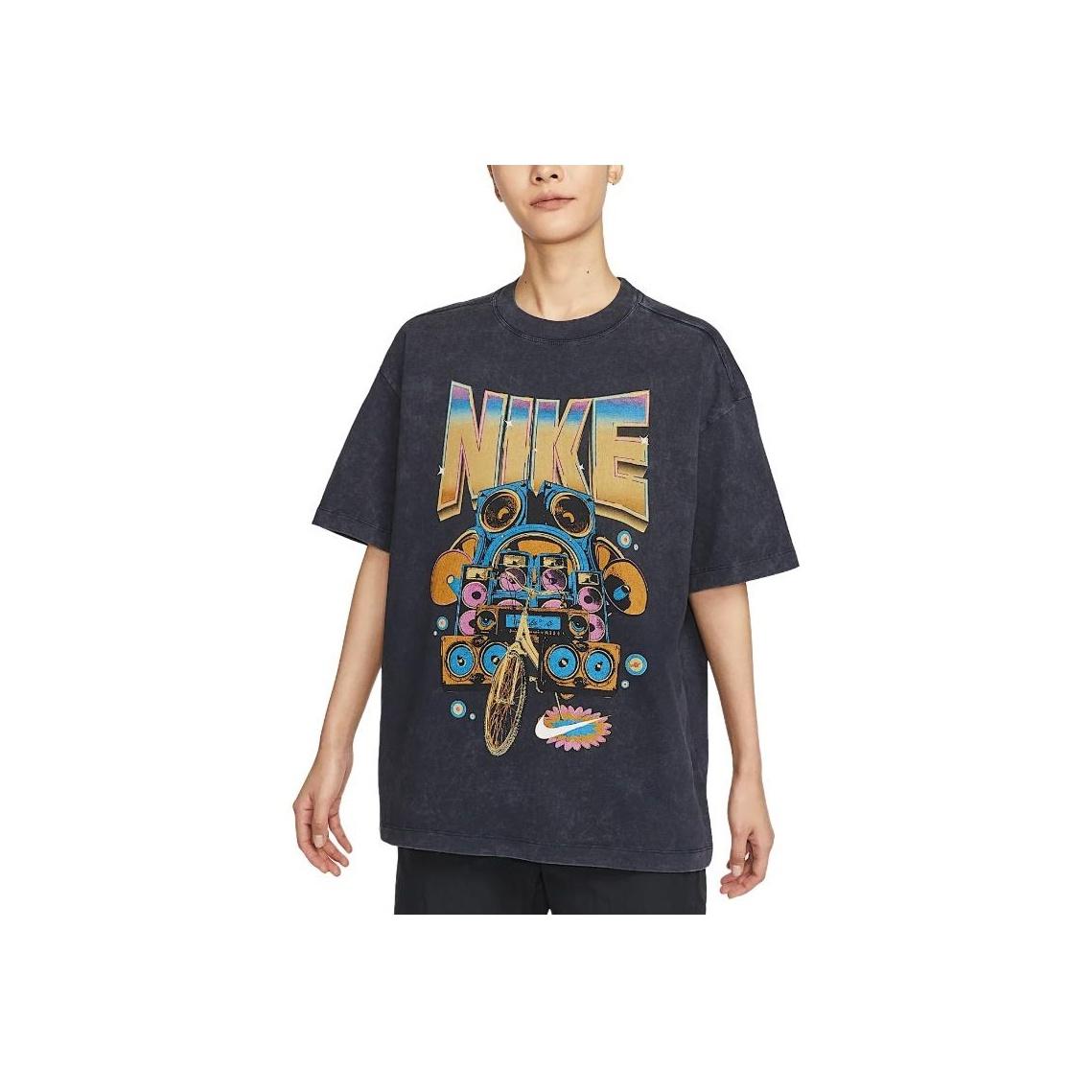 Женская футболка оверсайз с коротким рукавом и круглым вырезом Nike Sportswear Vintage, черная HF9692-010 XL
Женская футболка оверсайз с коротким рукавом и круглым вырезом Nike Sportswear Vintage, черная HF9692-010 XL