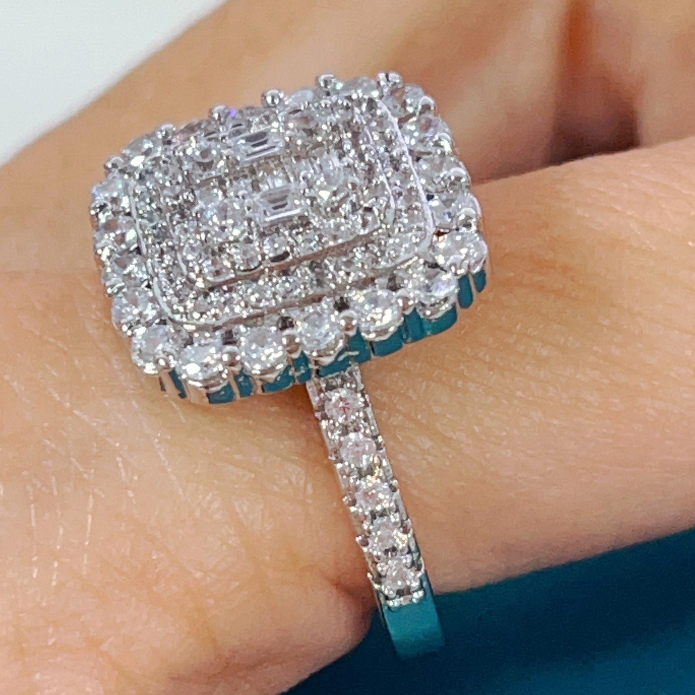 Exquisite Moissanite Ring for Women S925 Silver Plated 18K Gold Muti Halo Diamond Luxury Wedding Party Fine Jewelry 10
Exquisite Moissanite Ring for Women S925 Silver Plated 18K Gold Muti Halo Diamond Luxury Wedding Party Fine Jewelry 10