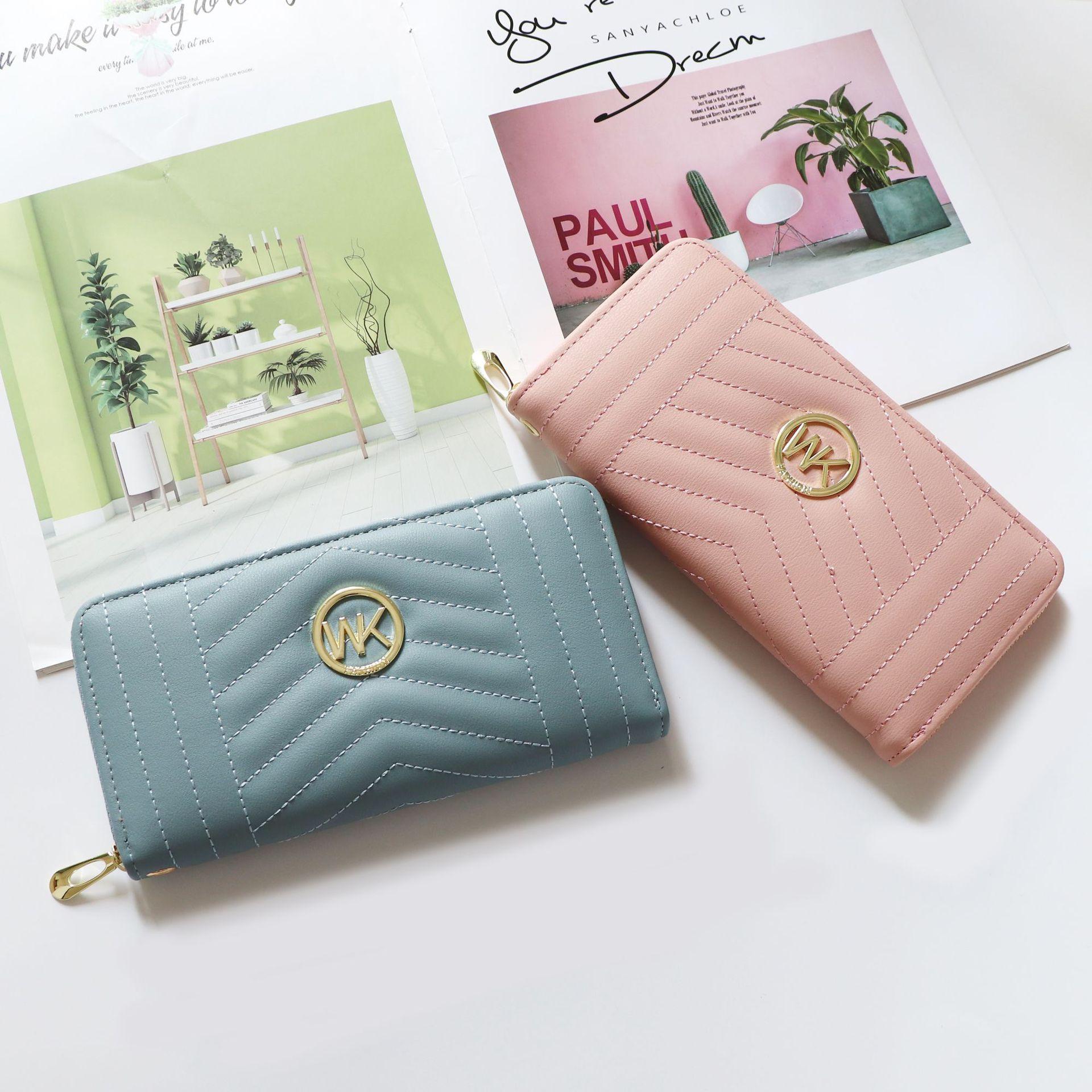 Women s Multifunctional Zipper Long Wallet Clutch Purse Coin Card Holder 19 * 9.5 * 3cm небо синє кольору
Women s Multifunctional Zipper Long Wallet Clutch Purse Coin Card Holder 19 * 9.5 * 3cm небо синє кольору