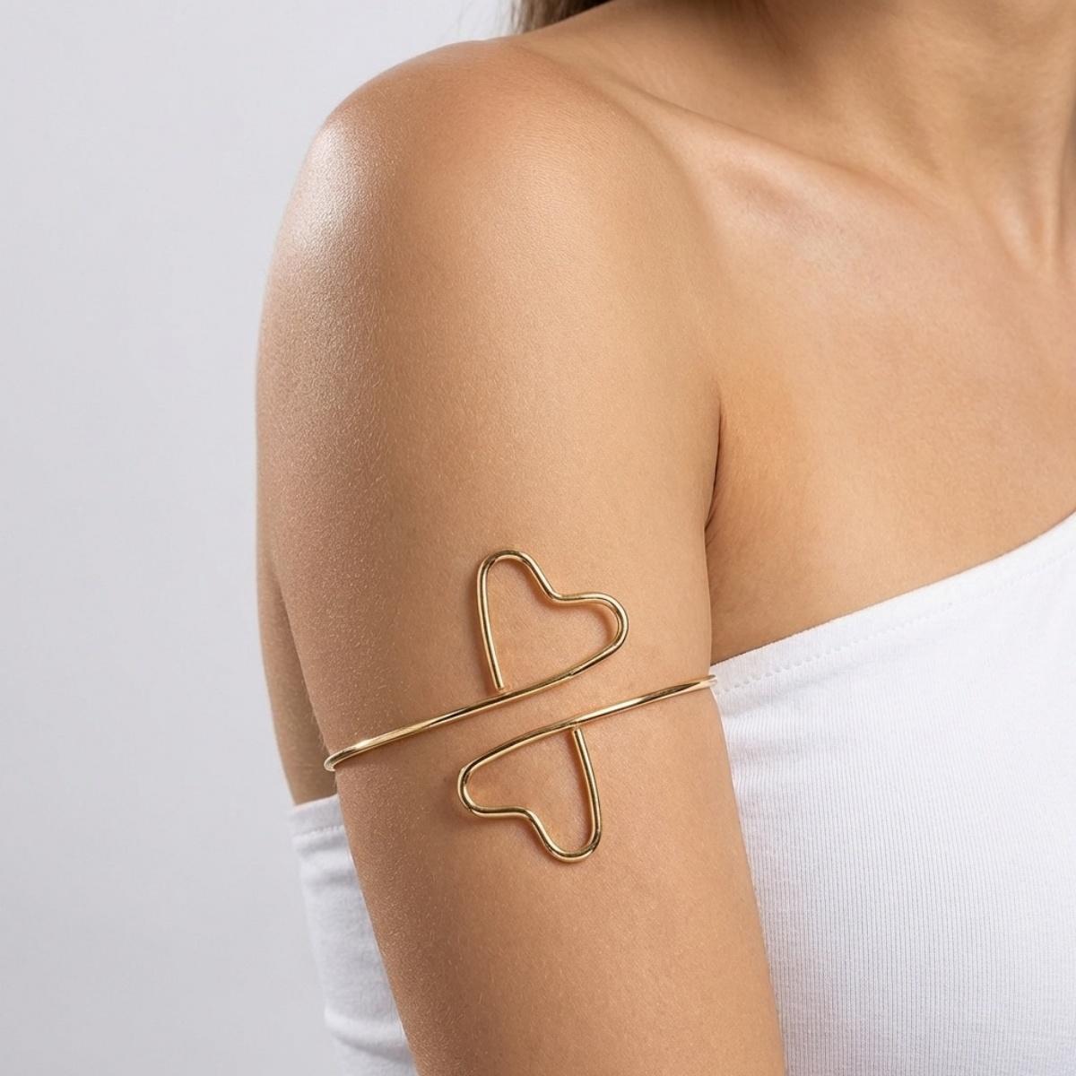 Minimalist Hollow Love Heart Arm Cuff Bracelets For Women Men Elegant Exquisite Metal Wrap Heart Open Arm Bangle Body Zircon
Minimalist Hollow Love Heart Arm Cuff Bracelets For Women Men Elegant Exquisite Metal Wrap Heart Open Arm Bangle Body Zircon