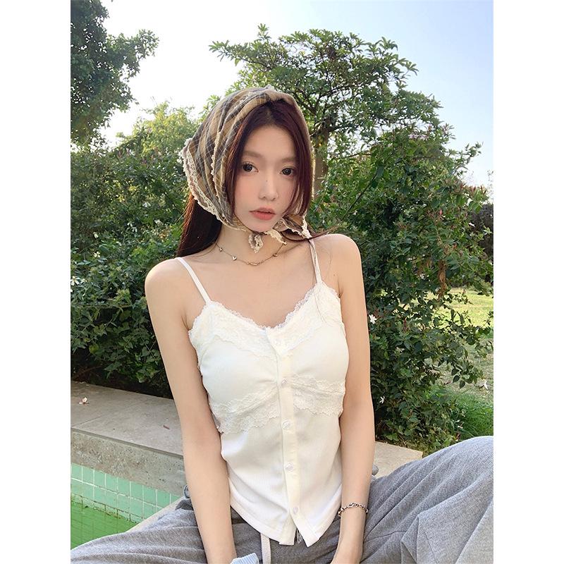 Stunning Lace V-Neck Button Strap Tank Top - Pure Desire Layering Base M (Premium Quality) белый
Stunning Lace V-Neck Button Strap Tank Top - Pure Desire Layering Base M (Premium Quality) белый
