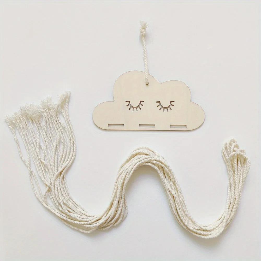 A personal, handmade DIY cloud-shaped wooden hairpin storage box, featuring 6 storage lines to conveniently store hairpins 10-11cm
A personal, handmade DIY cloud-shaped wooden hairpin storage box, featuring 6 storage lines to conveniently store hairpins 10-11cm