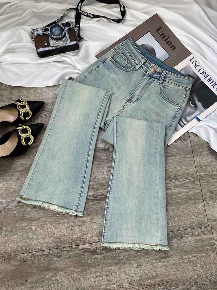Petite High-Waisted Micro-Flared Light Wash Jeans, Summer 2024 Slimming Style with Raw Hem. XS for 70-85 kg
Petite High-Waisted Micro-Flared Light Wash Jeans, Summer 2024 Slimming Style with Raw Hem. XS for 70-85 kg