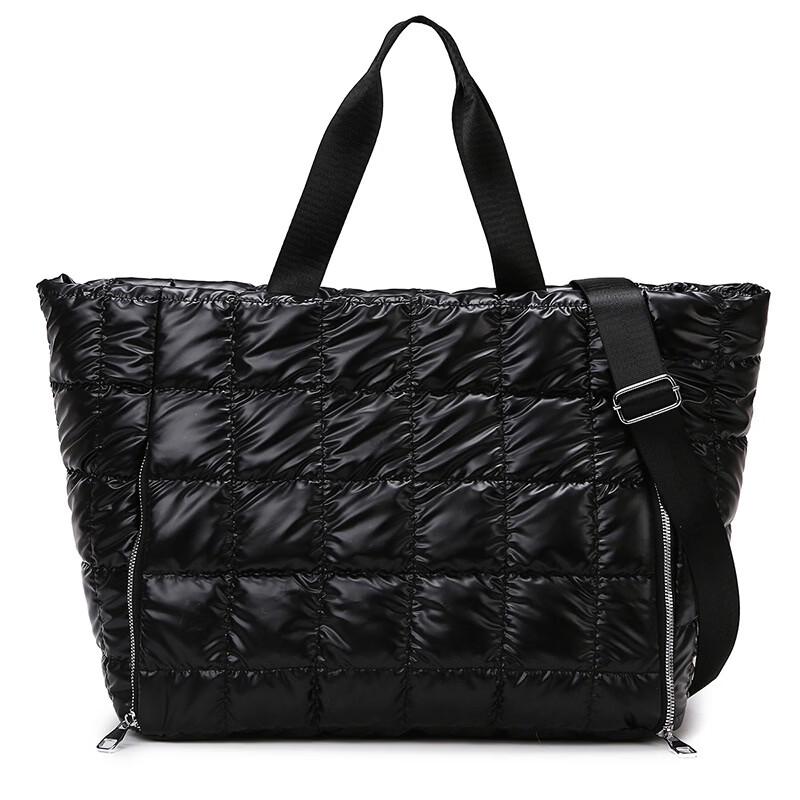 Li Shen Large Capacity Gym & Travel Duffel Bag
Li Shen Large Capacity Gym & Travel Duffel Bag
