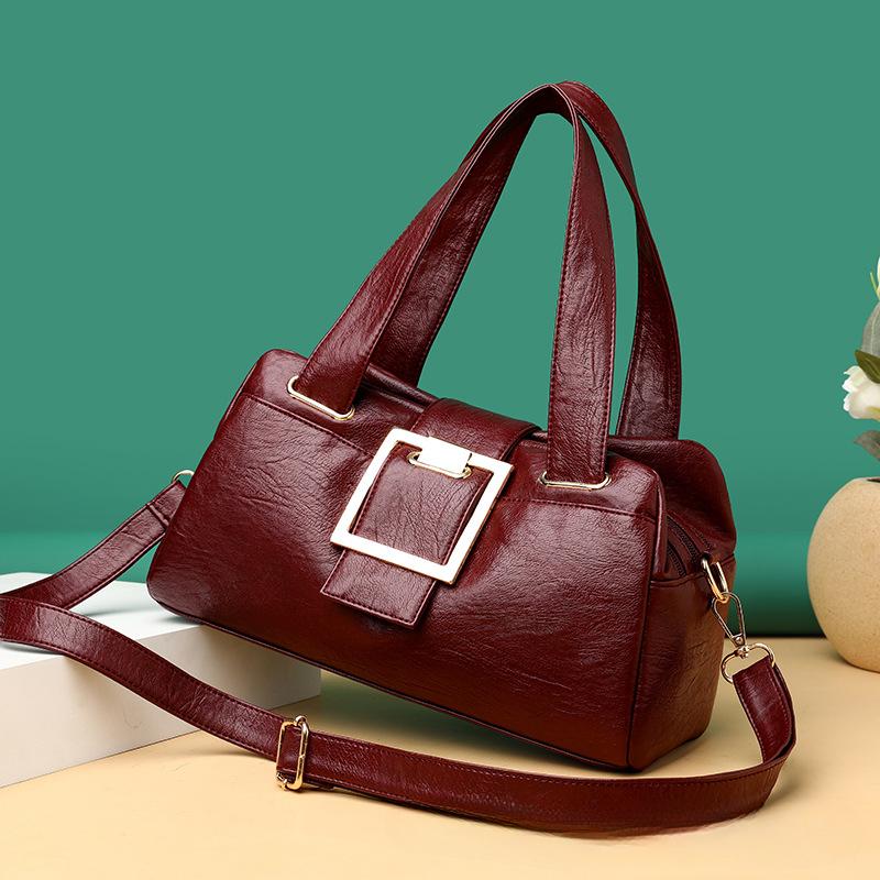 Large capacity shoulder bag, women s bag, fashionable handbag, crossbody bag, light luxury 30x12x16cm червоний
Large capacity shoulder bag, women s bag, fashionable handbag, crossbody bag, light luxury 30x12x16cm червоний