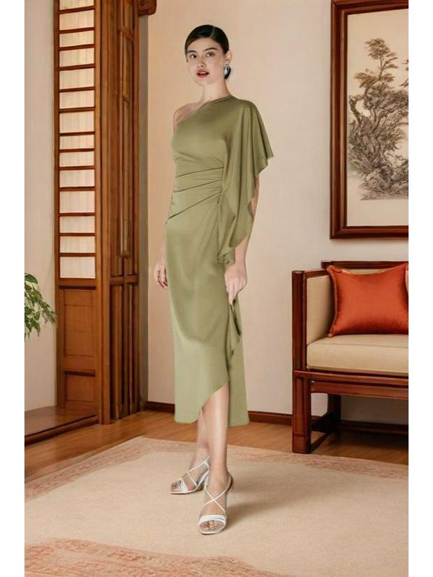 Летнее платье на одно плечо с разрезом в европейском и американском стиле, подчеркивающее талию, 2025 L
Летнее платье на одно плечо с разрезом в европейском и американском стиле, подчеркивающее талию, 2025 L