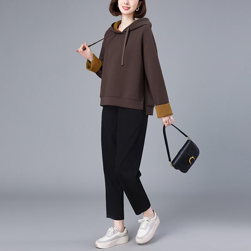 Spring & Autumn 2025 Women s Plus Size Casual Sportswear Set – Fashionable, Age-Reducing Sweatshirt Two-Piece for Middle-Aged Mothers. M оливковое зеленый
Spring & Autumn 2025 Women s Plus Size Casual Sportswear Set – Fashionable, Age-Reducing Sweatshirt Two-Piece for Middle-Aged Mothers. M оливковое зеленый