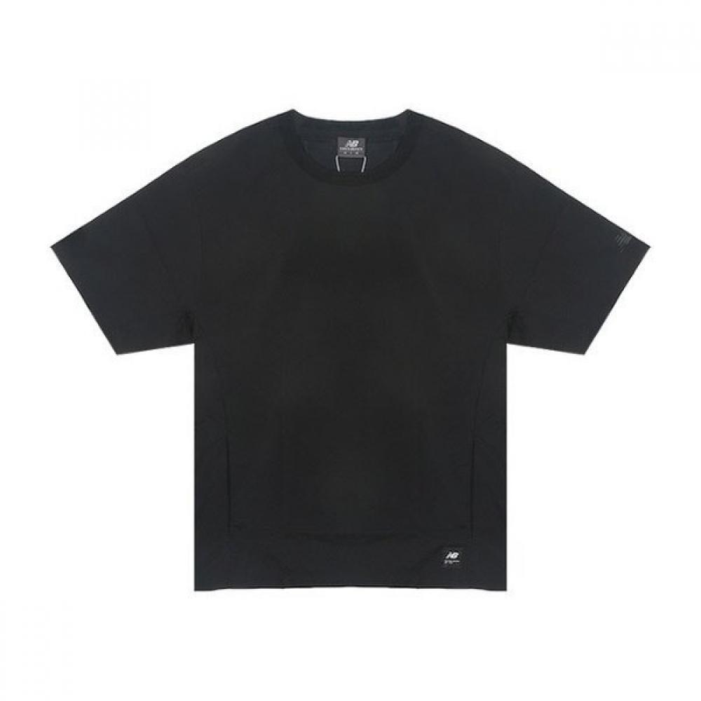 New Balance Ice ShorT Sleeve T shirT Nbnefco343 095(M)
New Balance Ice ShorT Sleeve T shirT Nbnefco343 095(M)