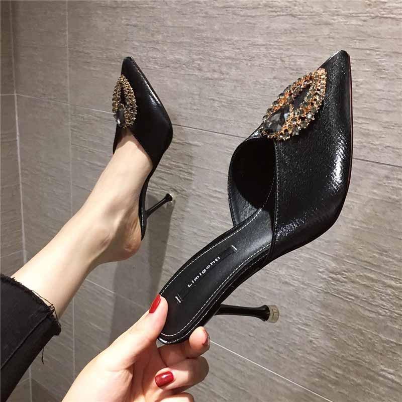 2025 spring versatile new small fresh girl sexy bag head slippers red rhinestone buckle French high heels women 35
2025 spring versatile new small fresh girl sexy bag head slippers red rhinestone buckle French high heels women 35