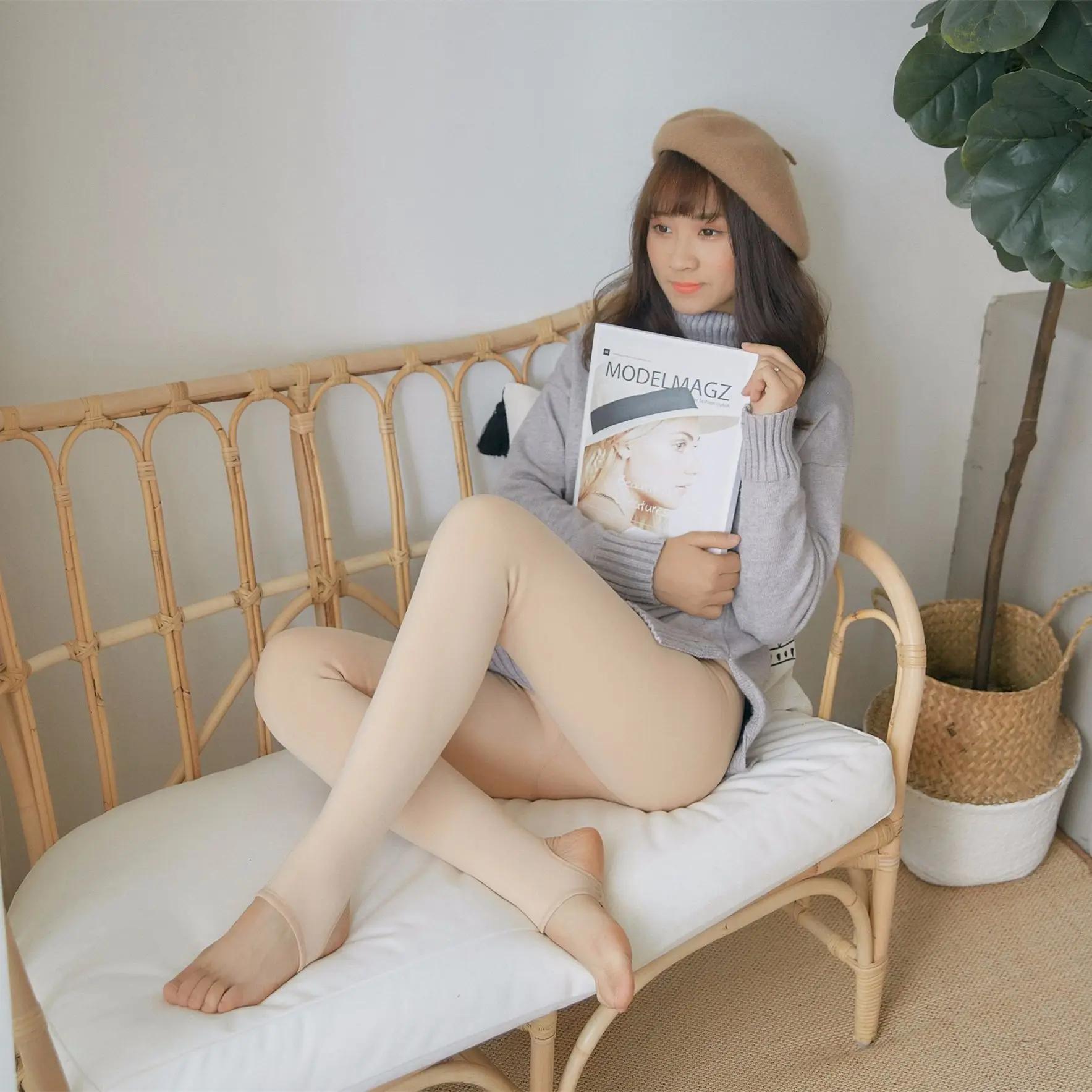 Extra Thick Autumn And Winter Skin Tone With Fleece, Slimming Women S Pantyhose Layered And Thickened Warm Leggings 200g
Extra Thick Autumn And Winter Skin Tone With Fleece, Slimming Women S Pantyhose Layered And Thickened Warm Leggings 200g