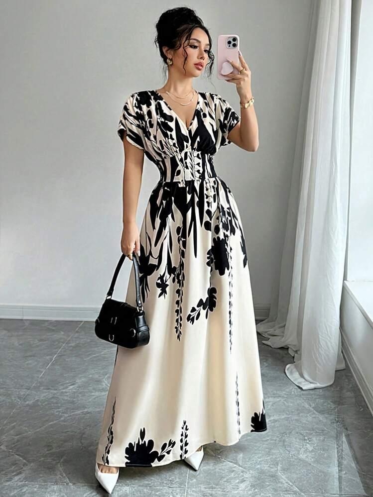 Women s Summer Fashion Slim Print Long Dress with Waist Tie M білий
Women s Summer Fashion Slim Print Long Dress with Waist Tie M білий