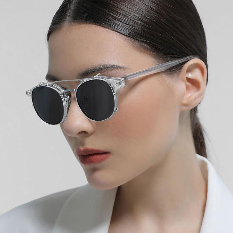 NeoRetro 9094 Clip-on Sunglasses Clear CLAIR CLAIR
NeoRetro 9094 Clip-on Sunglasses Clear CLAIR CLAIR