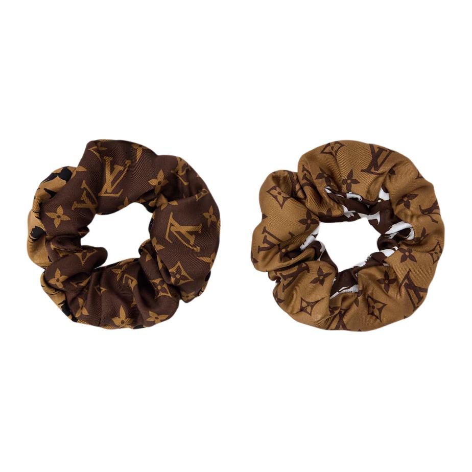Louis Vuitton Jungle Style Design Silk Hair Tie Women accessories Brown M98164 Box+Shopping Bag
Louis Vuitton Jungle Style Design Silk Hair Tie Women accessories Brown M98164 Box+Shopping Bag