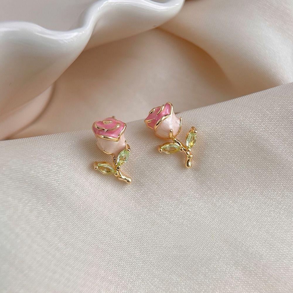 Elegant Pink Rose Studs Earrings Party Jewelry Zircon Small Earrings Enamel Flower Earrings Girls рожевий
Elegant Pink Rose Studs Earrings Party Jewelry Zircon Small Earrings Enamel Flower Earrings Girls рожевий