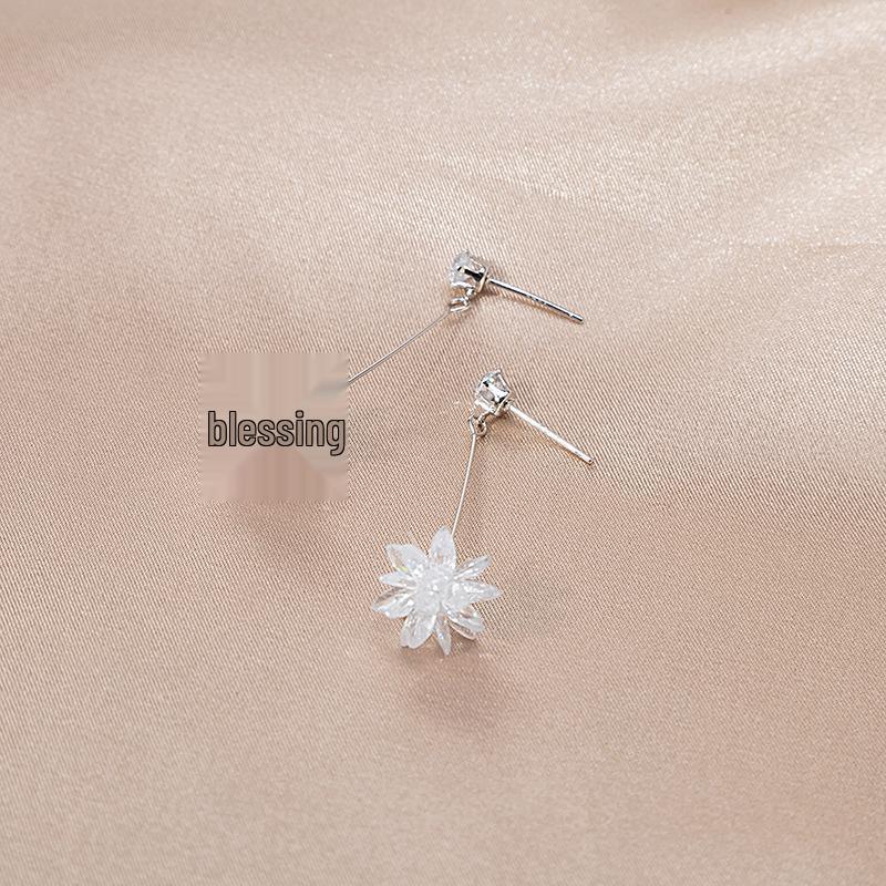 Elegant Zircon Crystal Ice Flower Stud Earrings - Versatile and Exquisite Dangle Earrings
Elegant Zircon Crystal Ice Flower Stud Earrings - Versatile and Exquisite Dangle Earrings