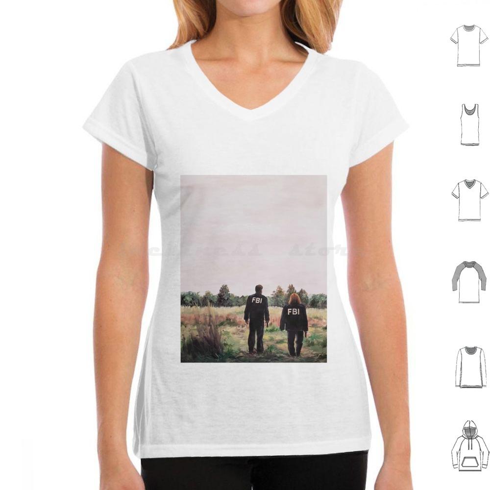 Mulder And Scully In Fbi Jackets In Field The X Files T Shirt Cotton Men Women DIY Print Fox Mulder Dana Scully David Duchovny 4XL
Mulder And Scully In Fbi Jackets In Field The X Files T Shirt Cotton Men Women DIY Print Fox Mulder Dana Scully David Duchovny 4XL