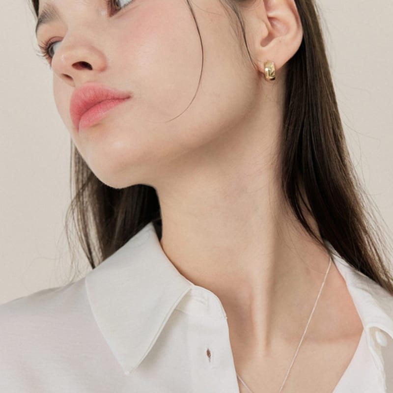 J.Lauren Heart Jingle Two Tone Combination Silver Necklace N01193 single type
J.Lauren Heart Jingle Two Tone Combination Silver Necklace N01193 single type