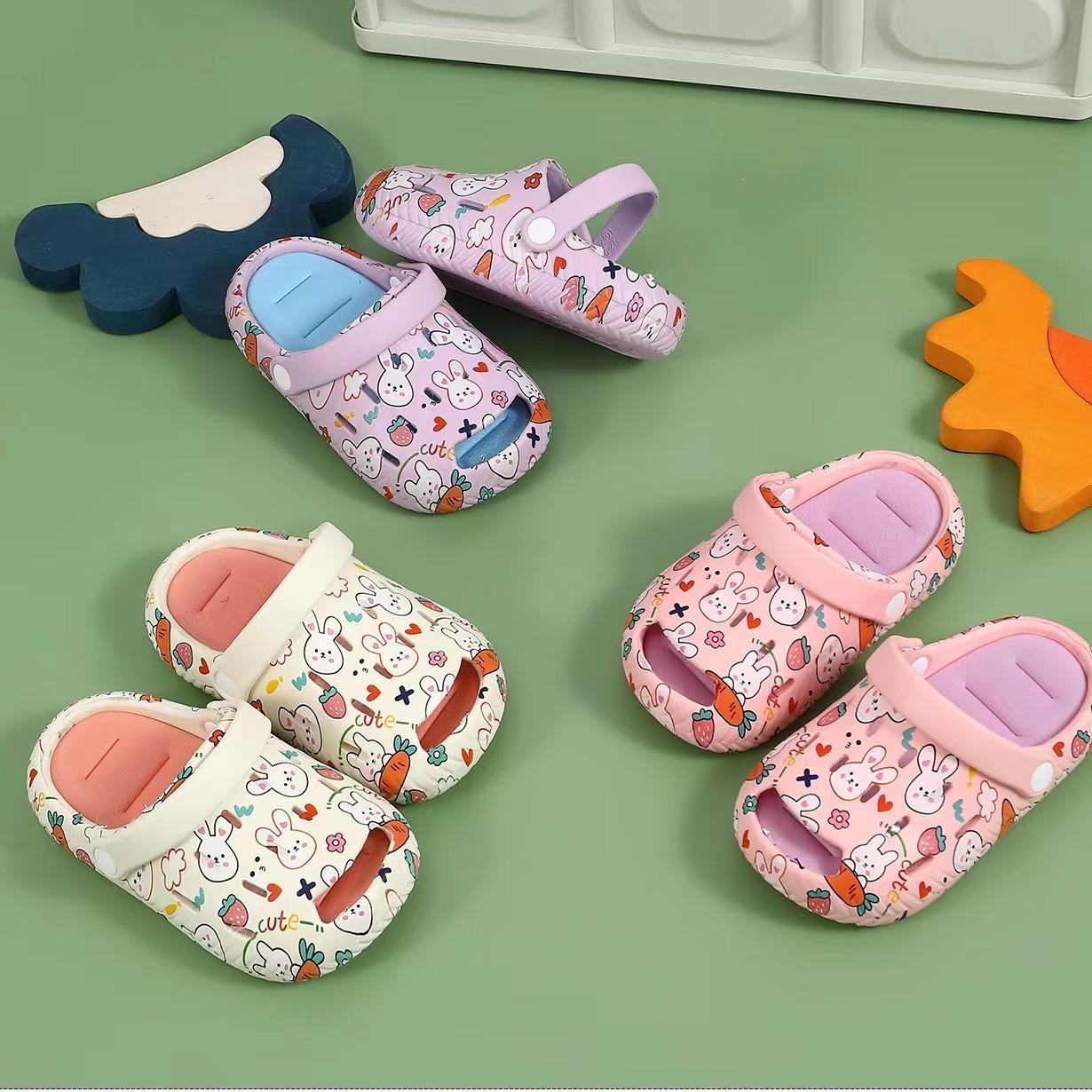 Детские тапочки Boys Baotou hole shoes 2024 летние новые пляжные туфли мягкая подошва нескользящие сандалии для девочек EVA 18-19
Детские тапочки Boys Baotou hole shoes 2024 летние новые пляжные туфли мягкая подошва нескользящие сандалии для девочек EVA 18-19
