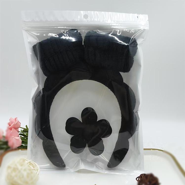 New cloud headband for makeup and yoga, versatile headband, face washing sponge headband, hairband gift set of 2 pieces Black 2 pack
New cloud headband for makeup and yoga, versatile headband, face washing sponge headband, hairband gift set of 2 pieces Black 2 pack
