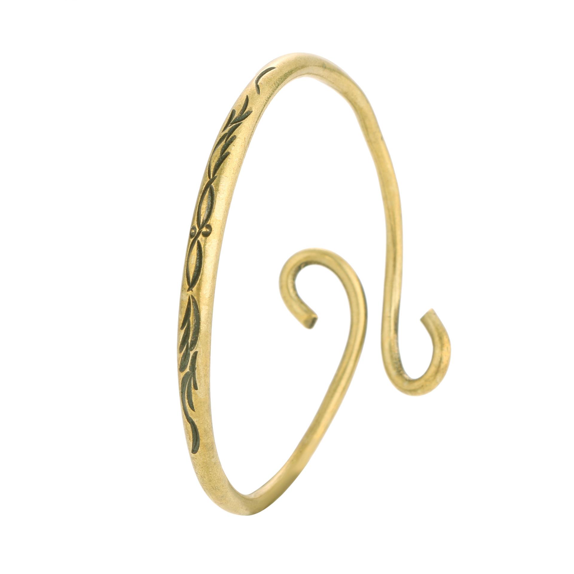 Retro Adjustable Yellow Bracelet Open Design Antique Finish Multistyle Hanfu Matching Jewelry
Retro Adjustable Yellow Bracelet Open Design Antique Finish Multistyle Hanfu Matching Jewelry