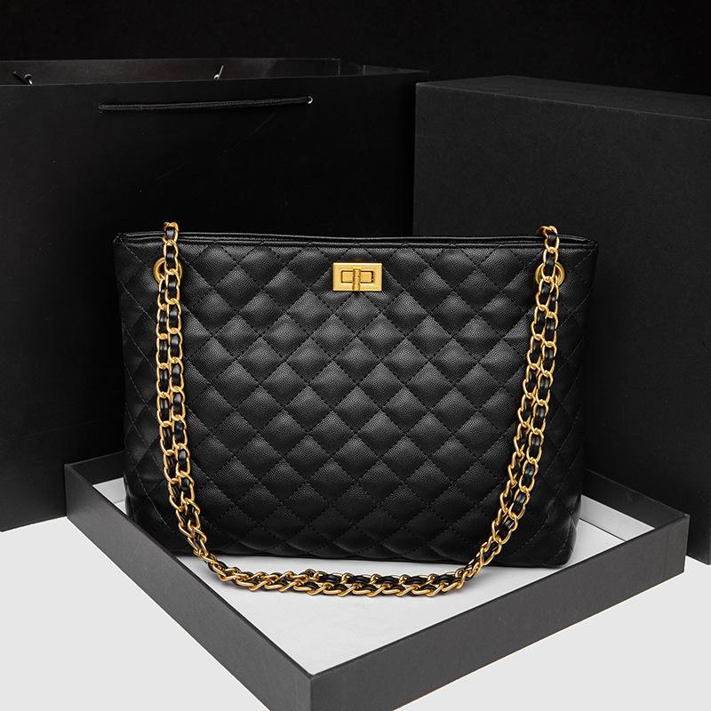 New Versatile Diamond Bag Fashionable and Trendy Small Fragrance Chain Shoulder Bag Daily Versatile Crossbody Tote Bag
New Versatile Diamond Bag Fashionable and Trendy Small Fragrance Chain Shoulder Bag Daily Versatile Crossbody Tote Bag