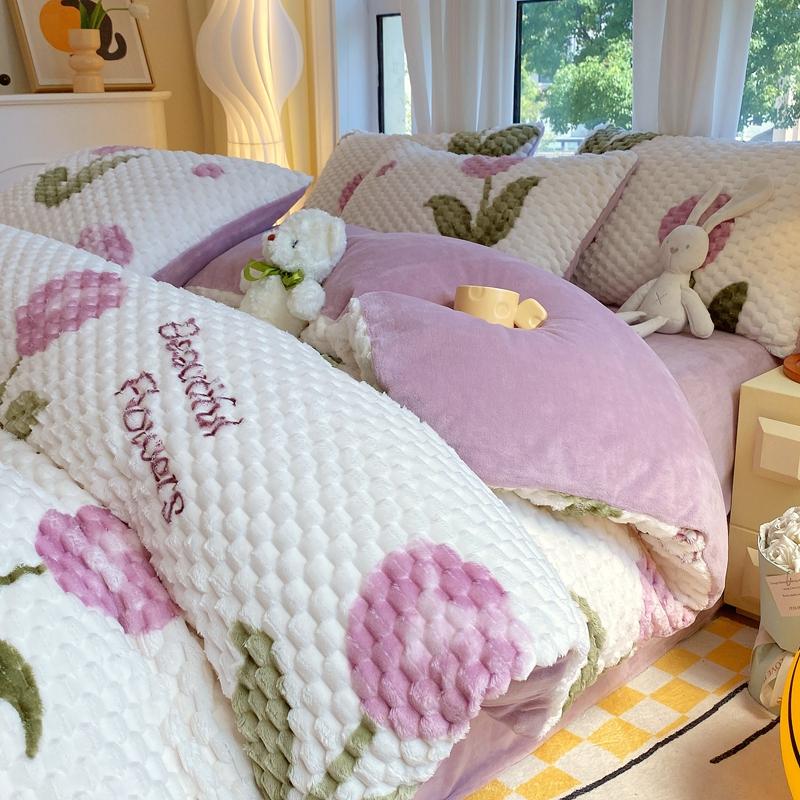 Gray Warm Milk Velvet Duvet Cover Autumn and Winter Thick Comforter Cover Children Adult Bedroom Solid Color Single Duvet Covers Single 150x200cm 1pc
Gray Warm Milk Velvet Duvet Cover Autumn and Winter Thick Comforter Cover Children Adult Bedroom Solid Color Single Duvet Covers Single 150x200cm 1pc