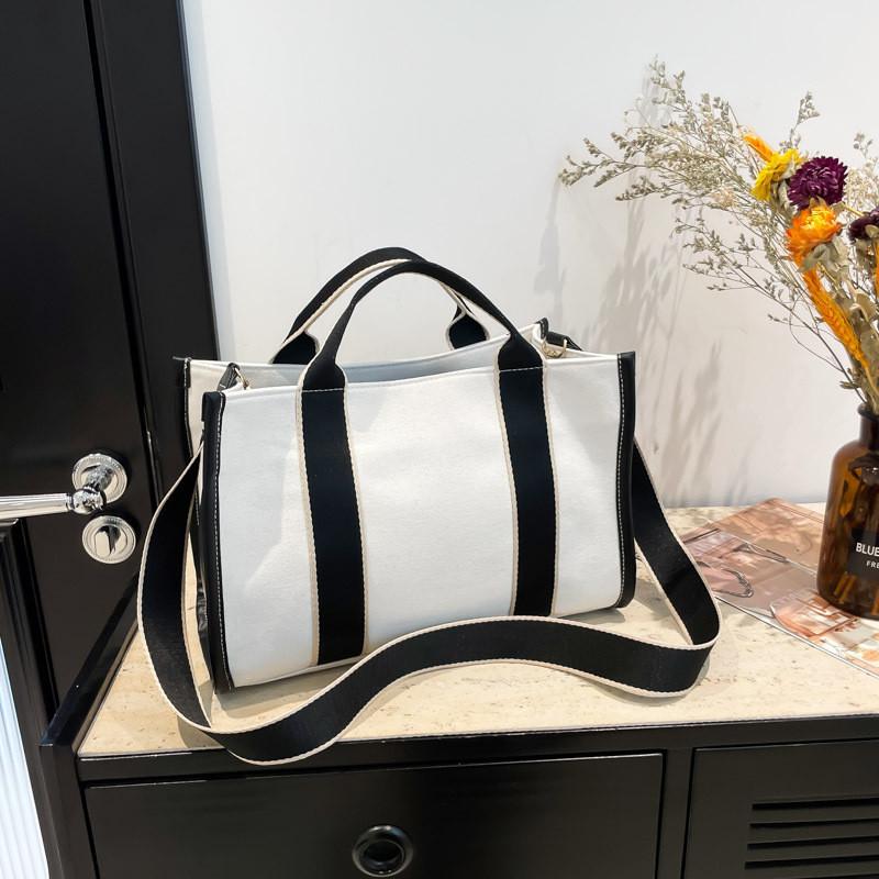 Trendy Street Style Canvas Tote Bag For Women Ideal For Everyday Use With Comfortable Single Shoulder Strap In Various Chic Colors StyleA
Trendy Street Style Canvas Tote Bag For Women Ideal For Everyday Use With Comfortable Single Shoulder Strap In Various Chic Colors StyleA