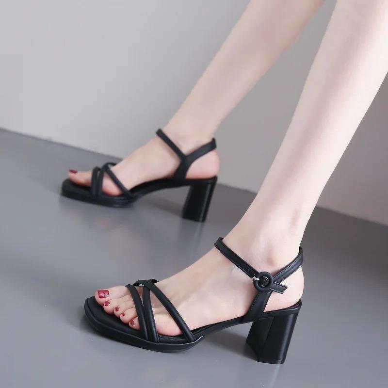 Thick Heel High Heel Sandals for Women s Outwear Summer New One line Open Toe High Heel Shoes
Thick Heel High Heel Sandals for Women s Outwear Summer New One line Open Toe High Heel Shoes