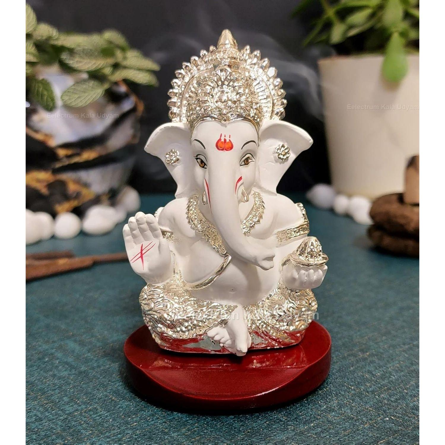 Divine Figurine of Ganesha Gold Plated Idol on MDF Base | For Car Dashboard, Office Desk | Perfect for Housewarming Festive Gifting
Divine Figurine of Ganesha Gold Plated Idol on MDF Base | For Car Dashboard, Office Desk | Perfect for Housewarming Festive Gifting