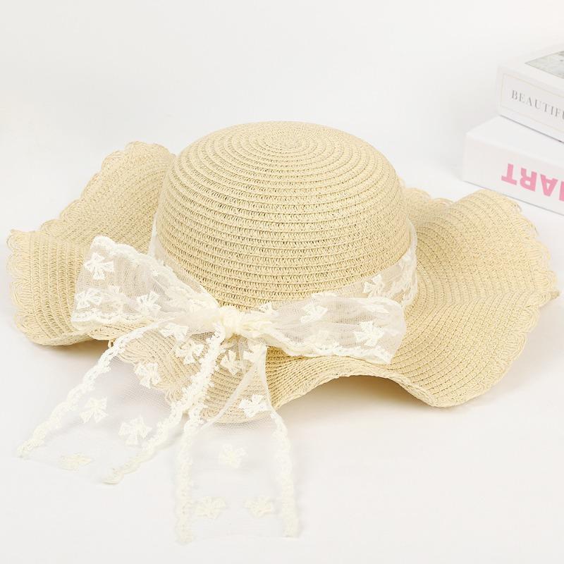 Новая милая шляпа из соломы с кружевом и бантом, летняя, солнцезащитная, с широкими полями, модная кружевная шляпа с лентами adult hat, the hat circumference is about 55cm белый