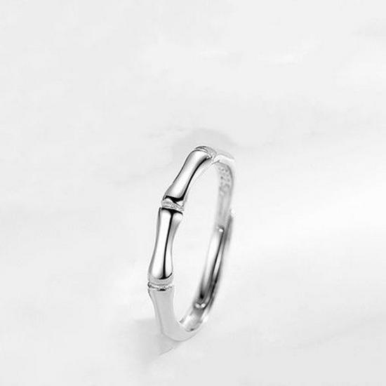 Не тускнеющие парные кольца в стиле Мори: Универсальный подарок для студентов
Не тускнеющие парные кольца в стиле Мори: Универсальный подарок для студентов