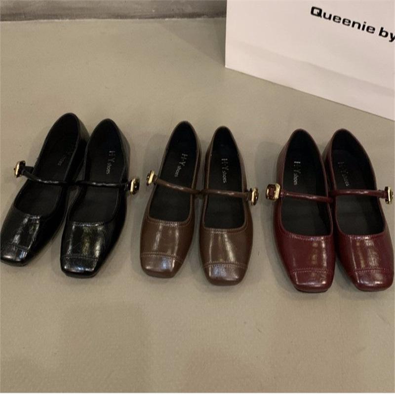 Mary Jane women s shoes spring and summer 2024 new shallow mouth flat bottom square head word belt women s shoes black single shoes women s shoes 40 чорний
Mary Jane women s shoes spring and summer 2024 new shallow mouth flat bottom square head word belt women s shoes black single shoes women s shoes 40 чорний